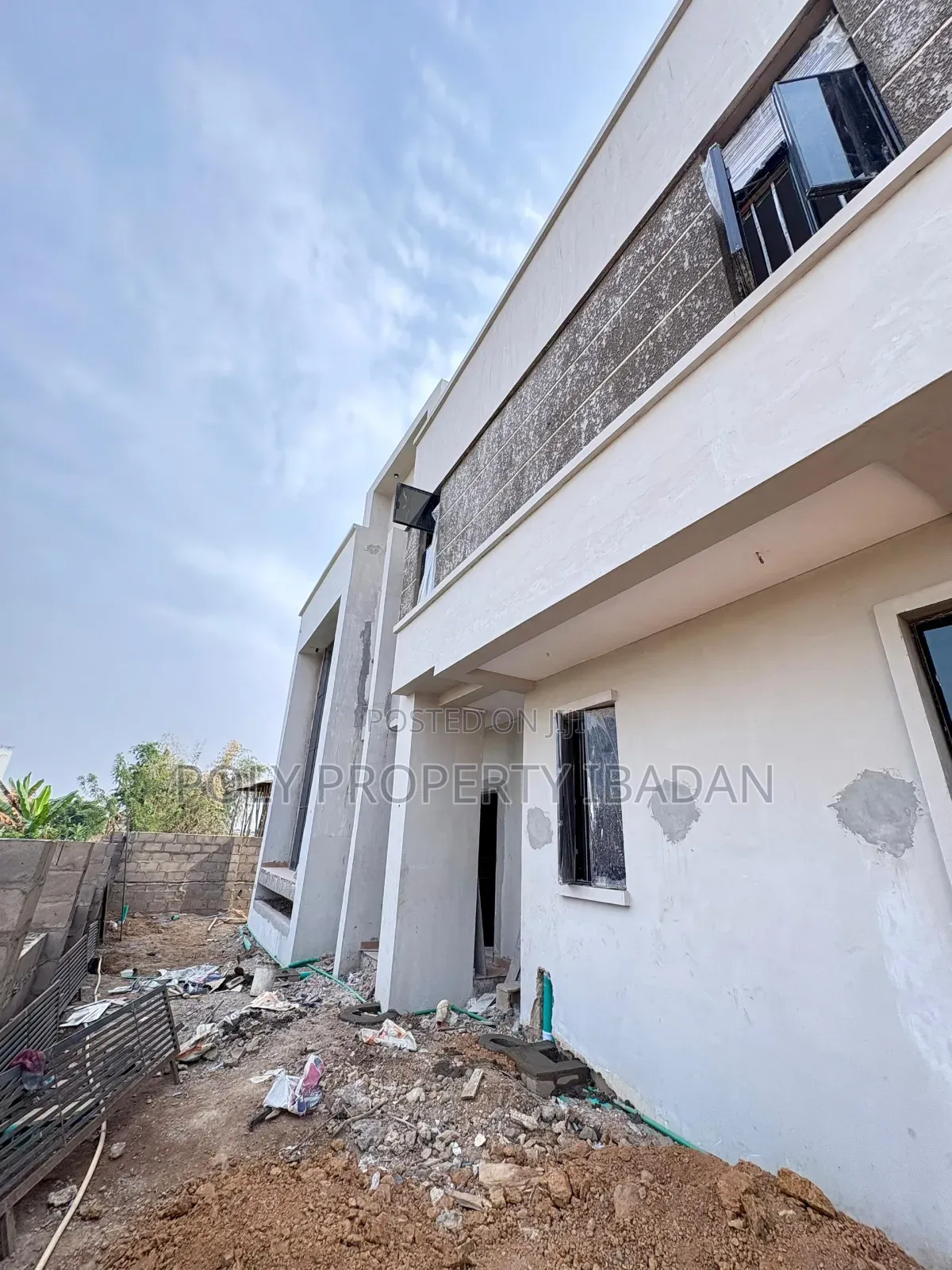 4bdrm Duplex in Carlton Gate, Akobo for sale in Akobo