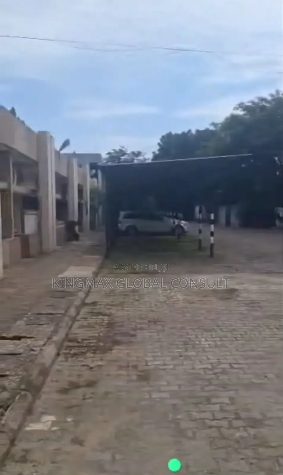 Sweet Commercial Property for Exclusive Sale : Land Size: 5,890 SQM in Maitama