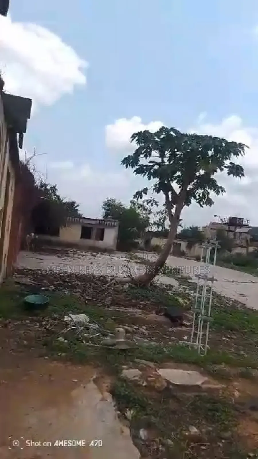 2,941sqm of Industrial Land on Lagos-Ibadan Expressway in CHallenge / Ibadan