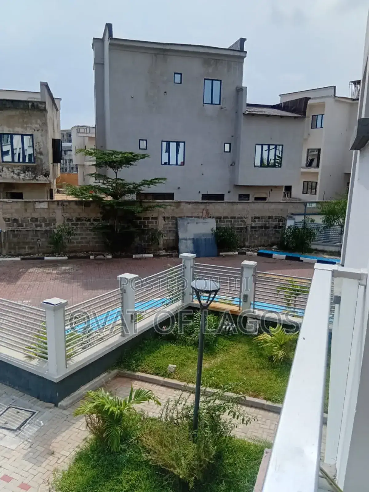 5bdrm House in Lekki Phase 1 Off for rent in Lekki Phase 1