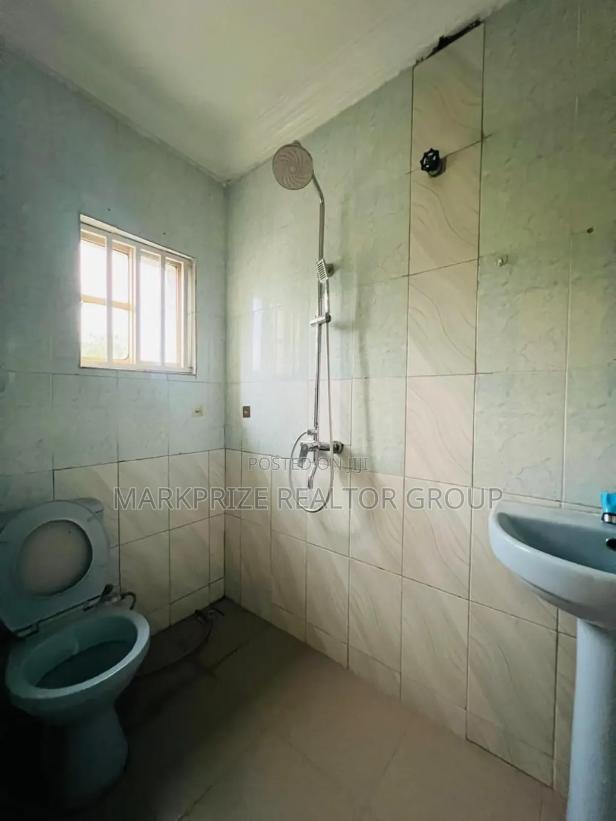 3bdrm Apartment in Adeniyi Jones Ikeja for sale in Adeniyi Jones