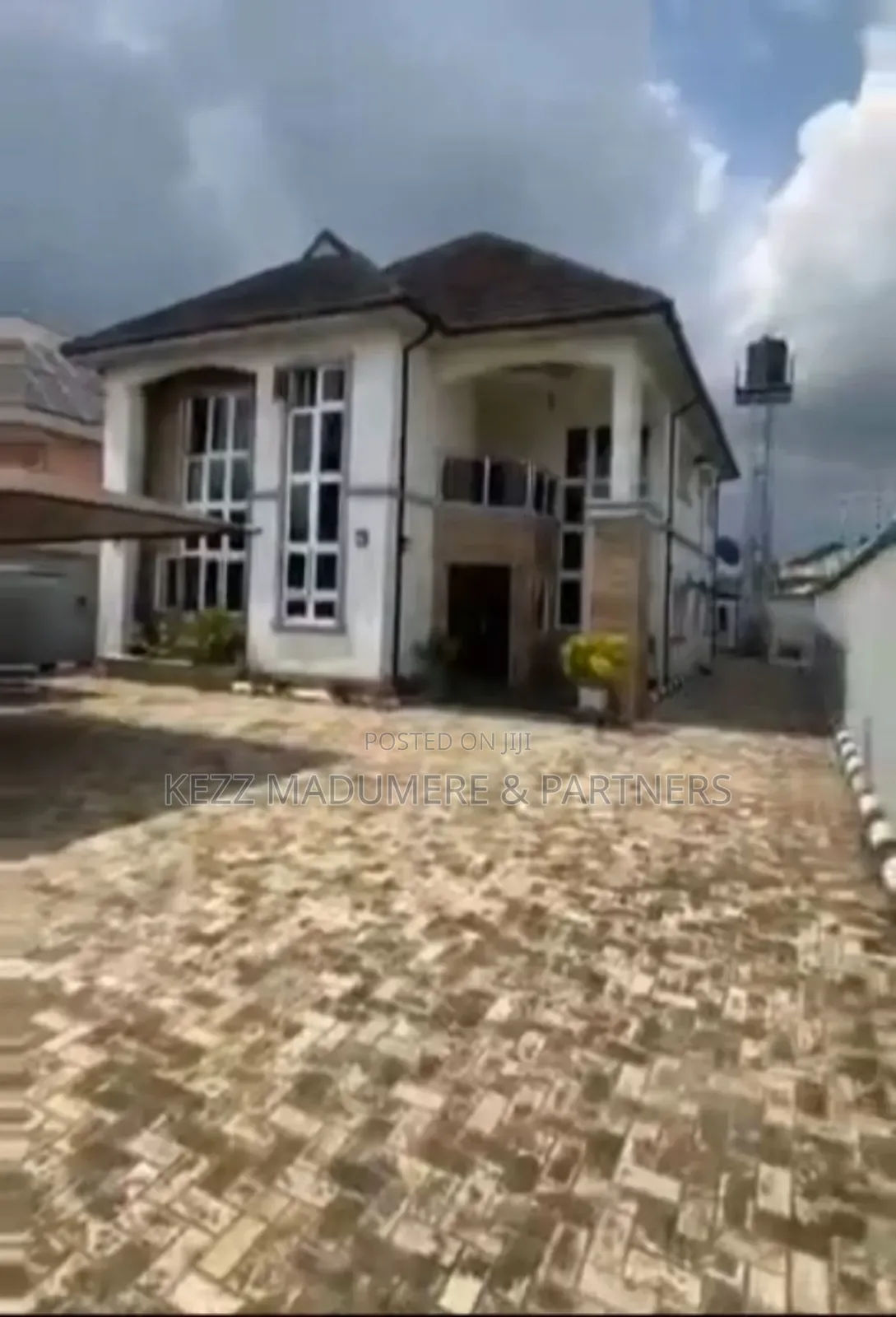 4bdrm Duplex in Eliozu, Farm Road 2 for sale in Port-Harcourt
