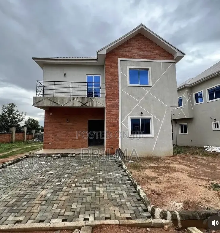 3bdrm Duplex in Kubwa for sale in Kubwa