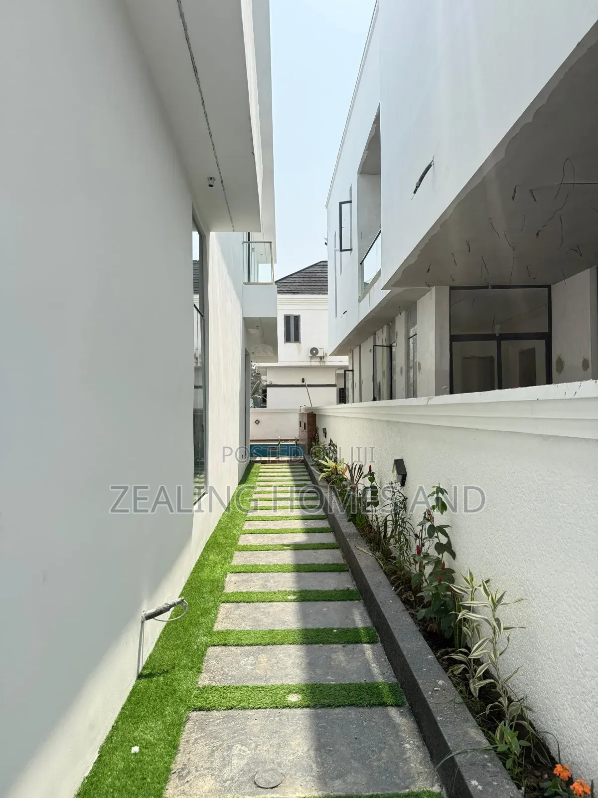Furnished 5bdrm Duplex in Ikota Lekki for sale in Ikota