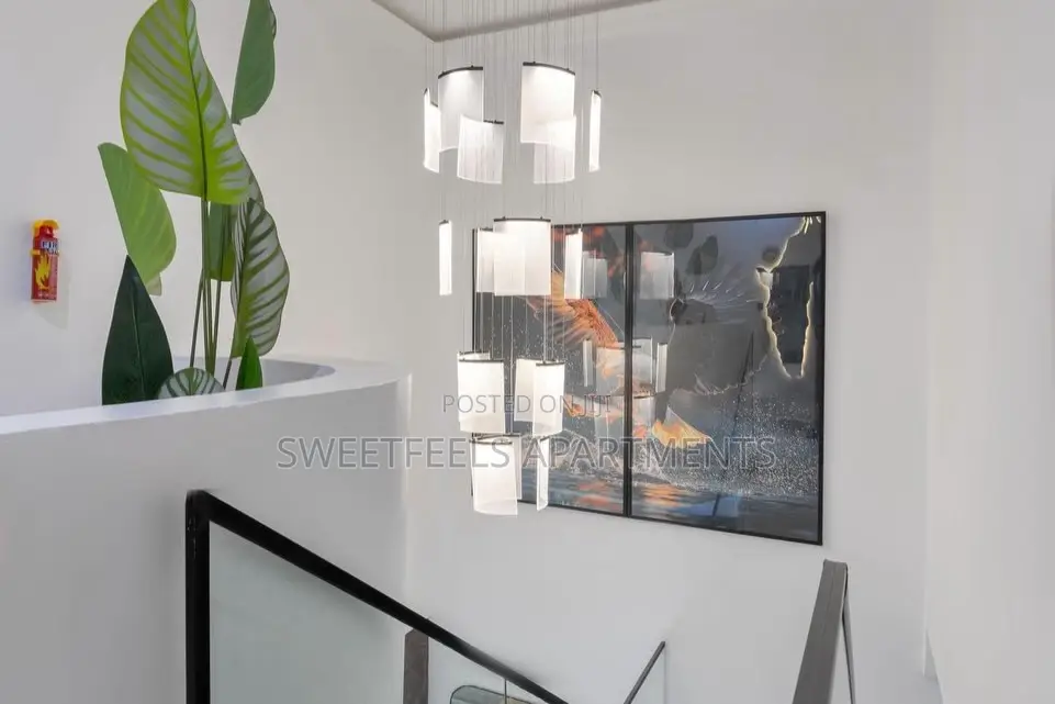 Lux 2 Bedroom Maisonette With Ps5 in Lekki Phase 1