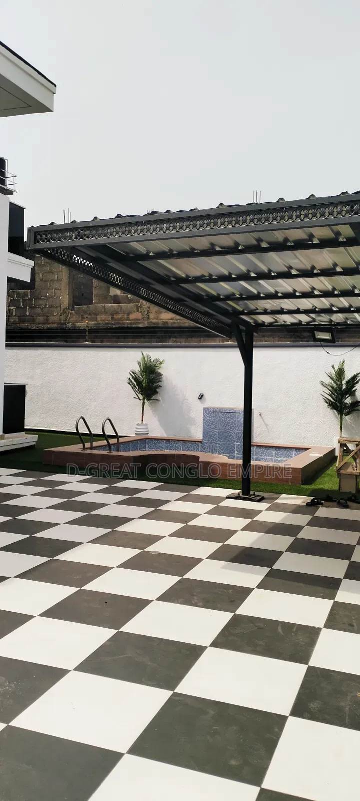5bdrm Duplex in Behind New General, Oshimili South for sale in Oshimili South