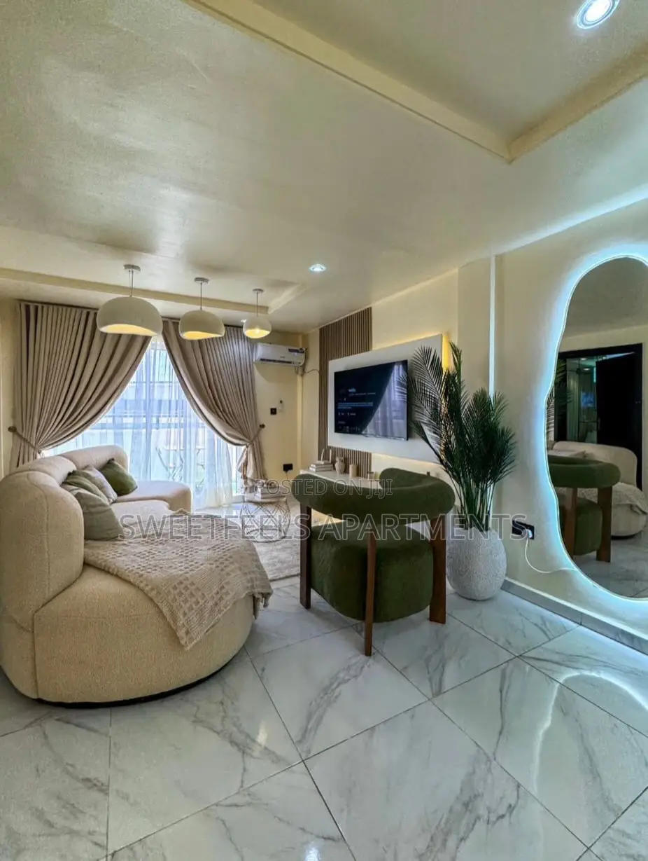 Lux 1 Bedroom Penthouse With 2 Balconies, Terrace in Lekki Phase 1