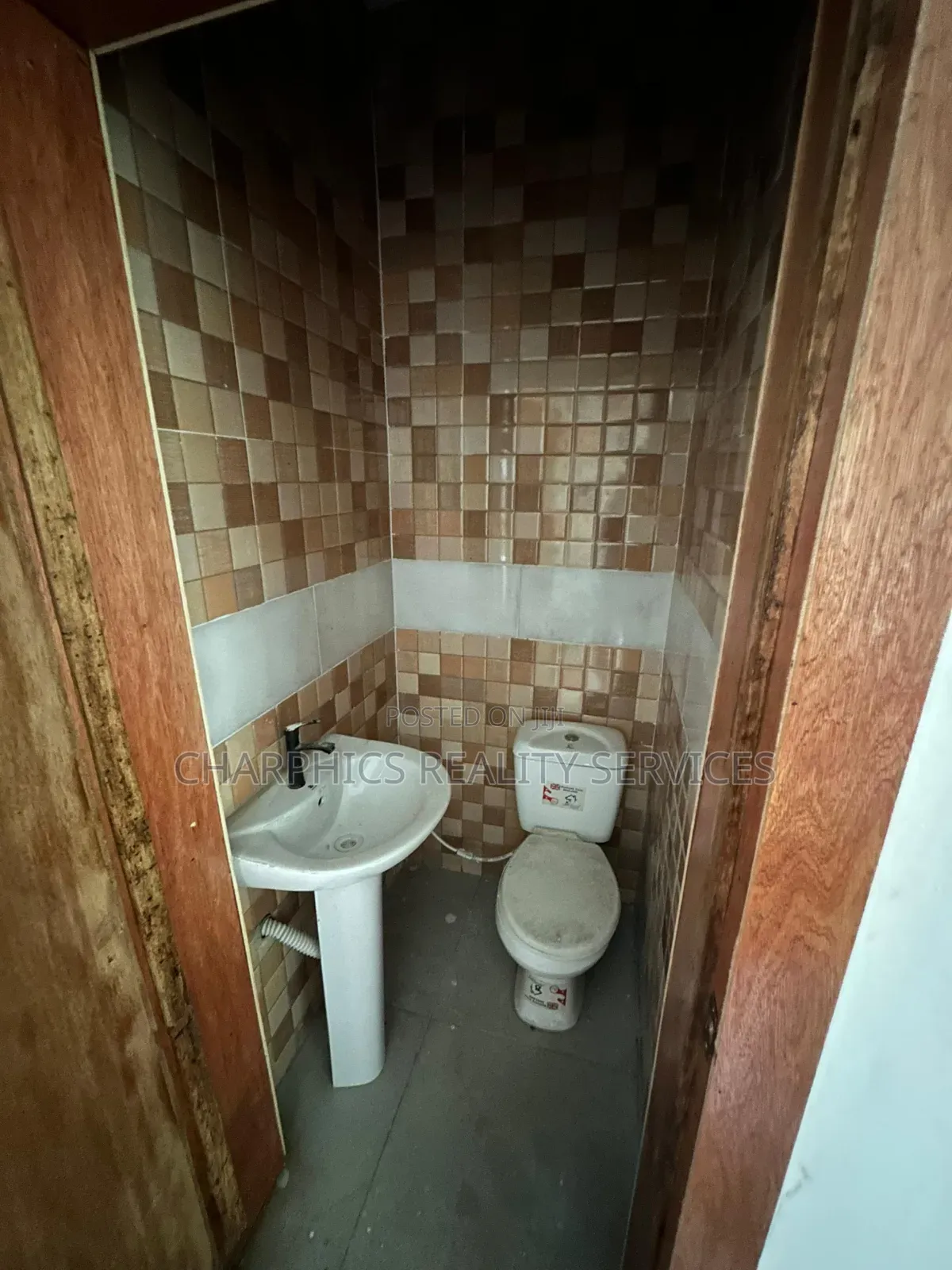 Mini Flat in Ologolo for rent in Ologolo