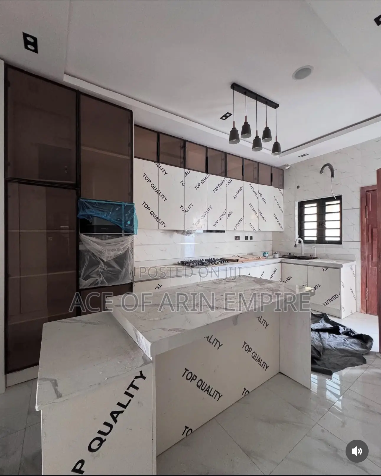 5bdrm Duplex in Ikota for sale in Ikota