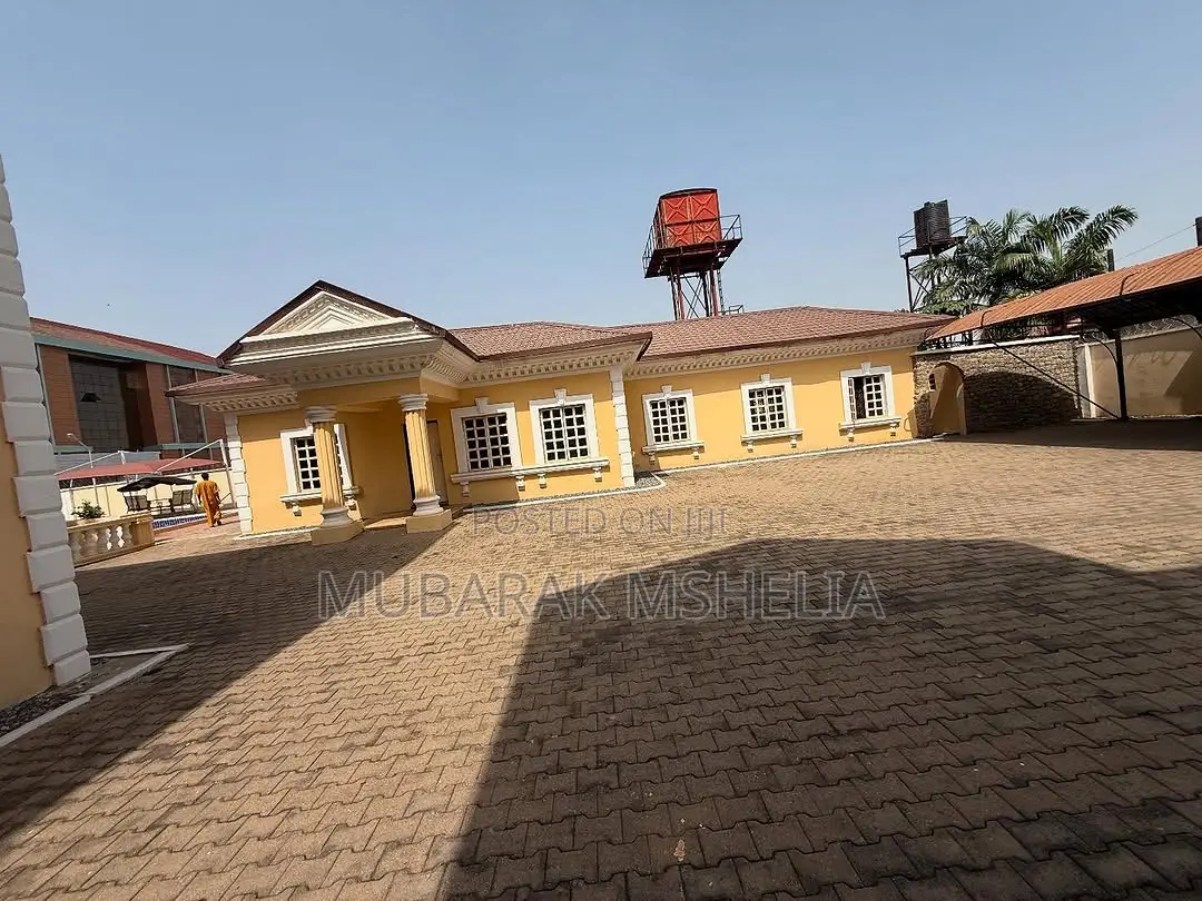 7bdrm Duplex in Jabi for sale in Jabi