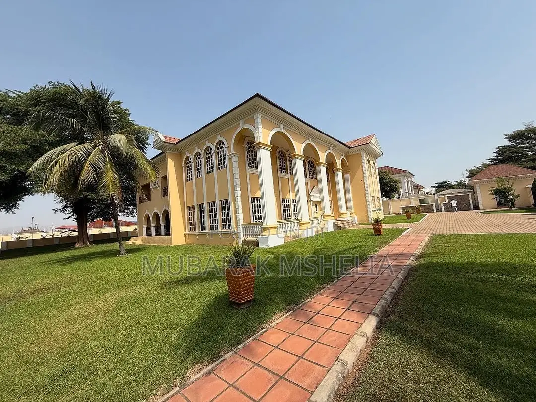 7bdrm Duplex in Jabi for sale in Jabi