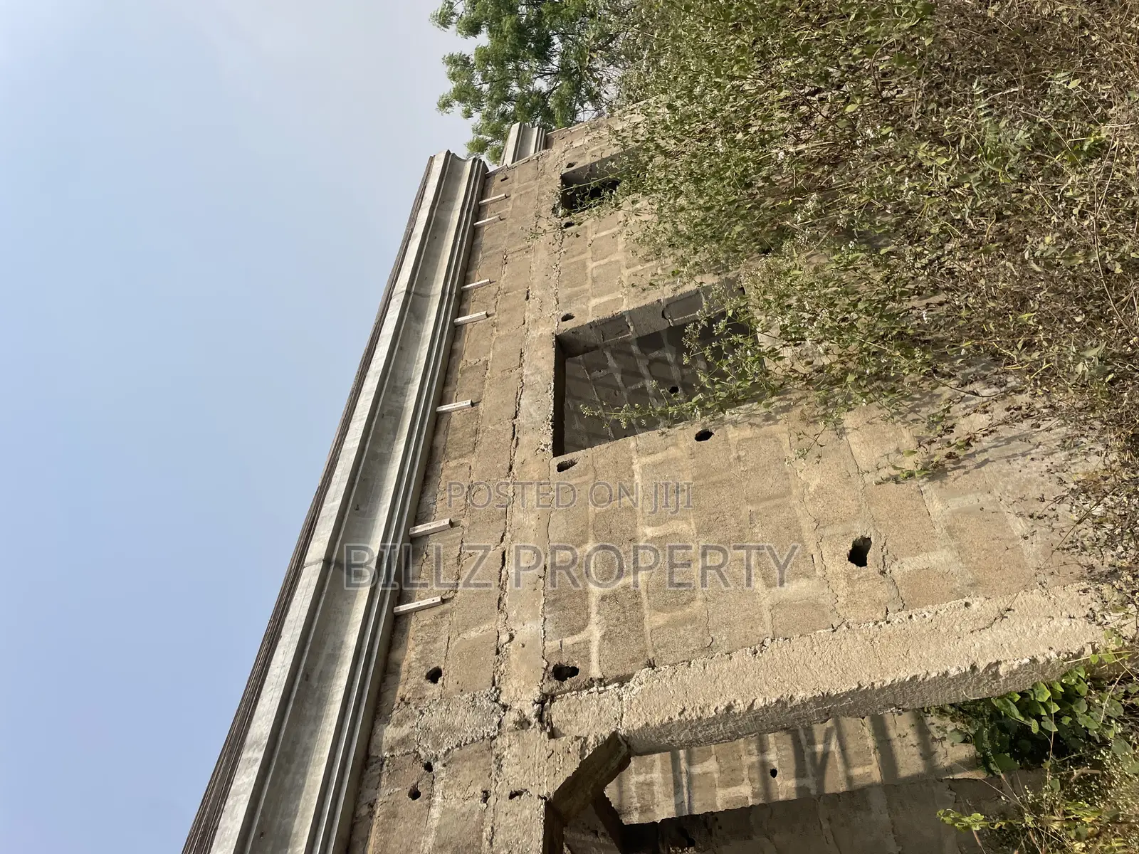 An Uncompleted 4 Bedroom Flat on a Full Plot of Land in Abeokuta North
