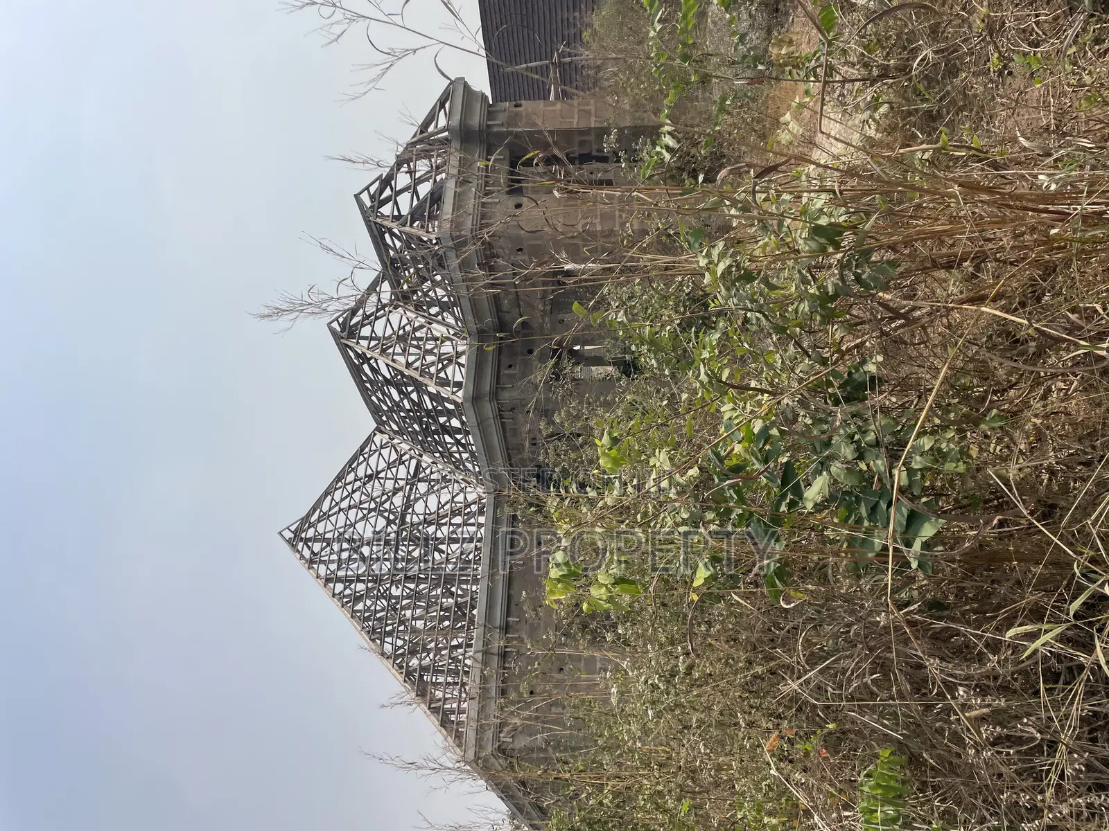 An Uncompleted 4 Bedroom Flat on a Full Plot of Land in Abeokuta North
