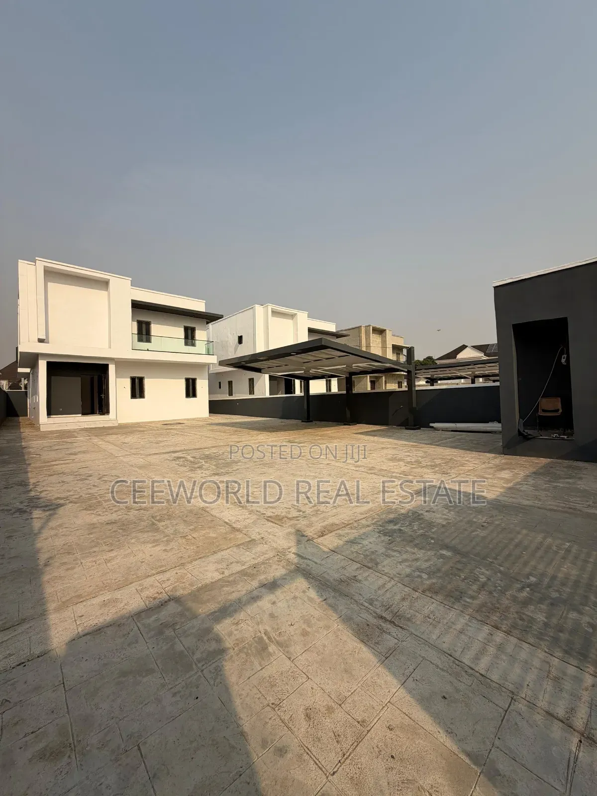 5bdrm Duplex in Aerodrome Gra, Samonda for sale in Samonda