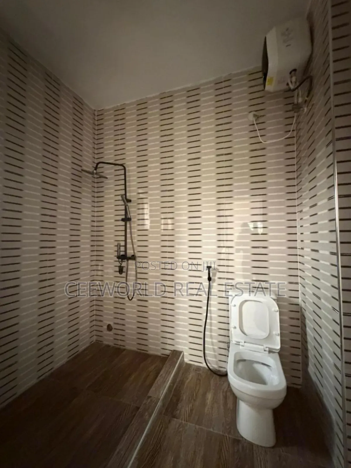 4bdrm Duplex in Kolapo Ishola Gra, Akobo for sale in Akobo