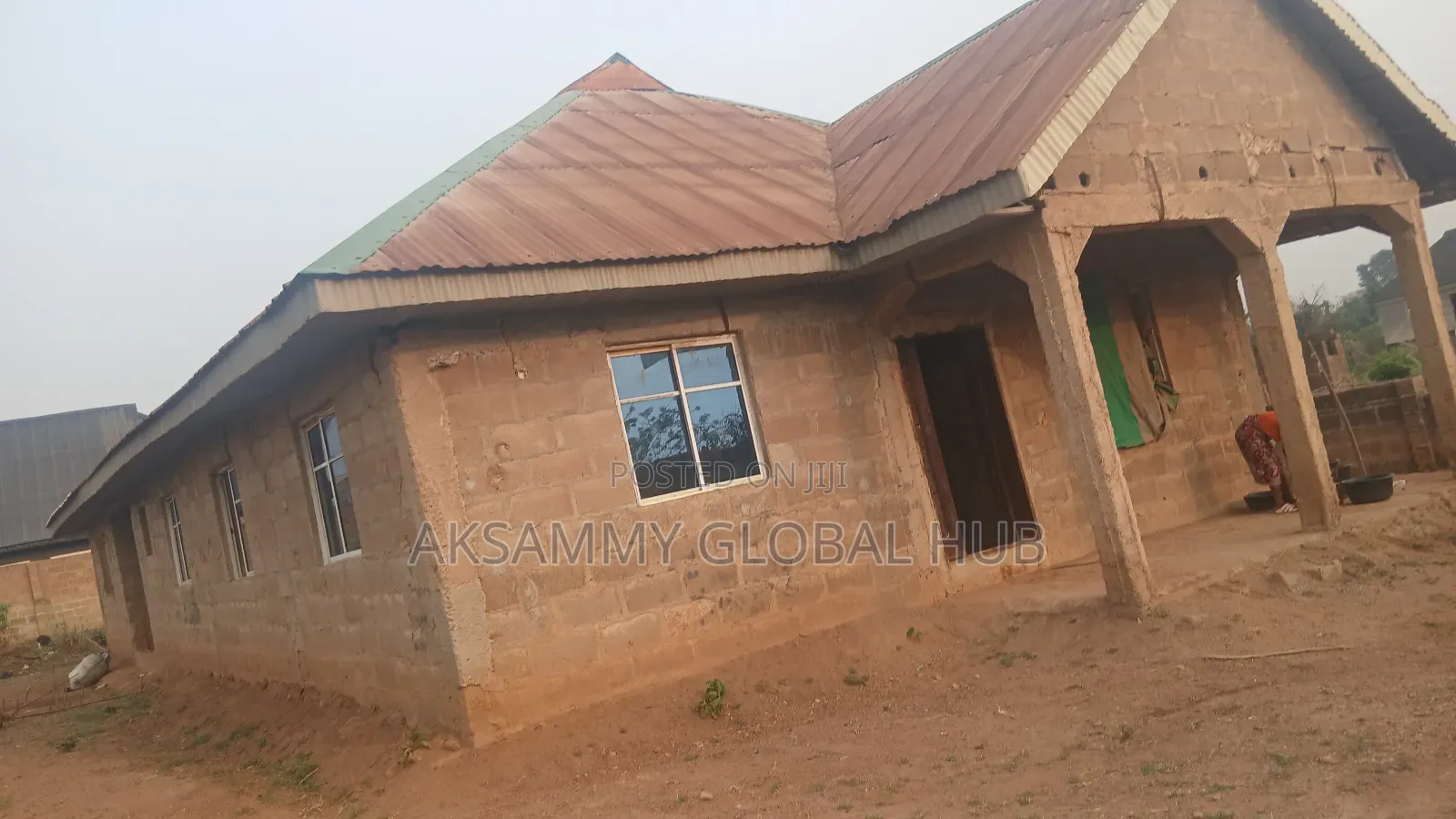 10bdrm Bungalow in Ajia, Ibadan for sale in Ibadan