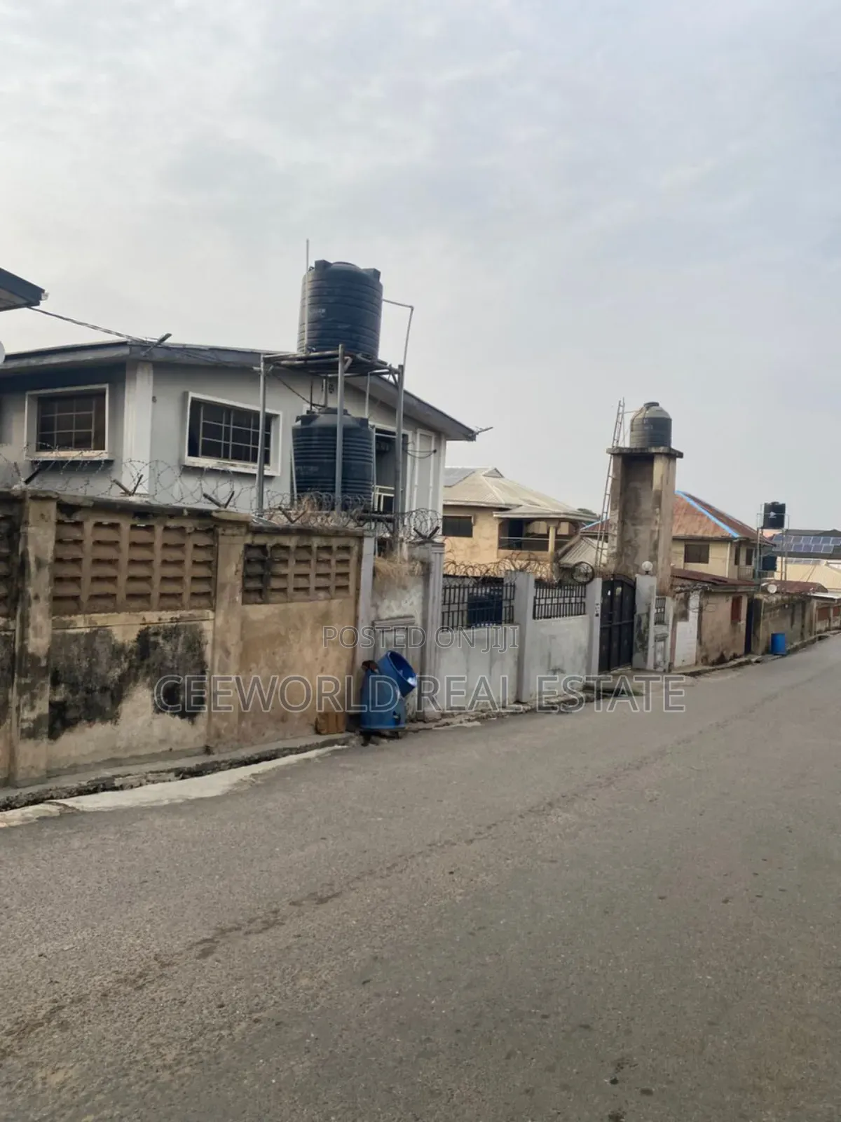 3bdrm Block of Flats in Felele Challenge for sale in CHallenge / Ibadan