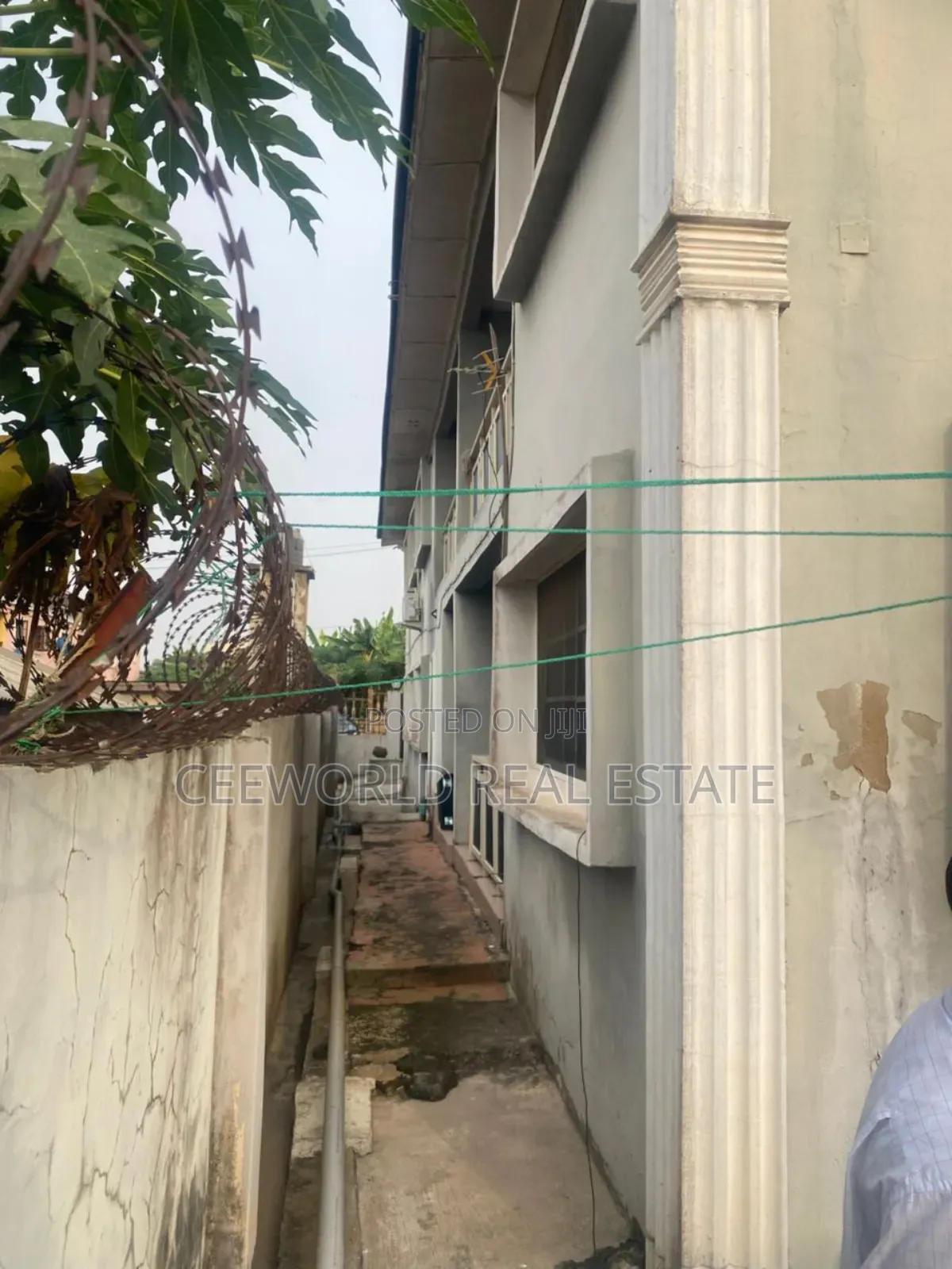 3bdrm Block of Flats in Felele Challenge for sale in CHallenge / Ibadan