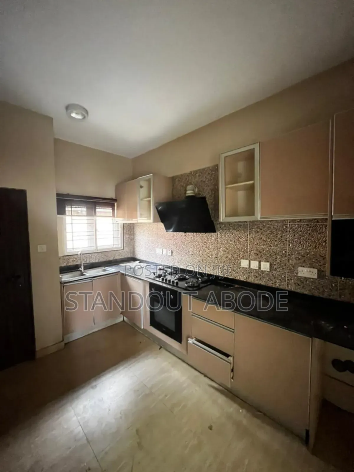 4bdrm Duplex in Adelabu Street for sale in Adelabu