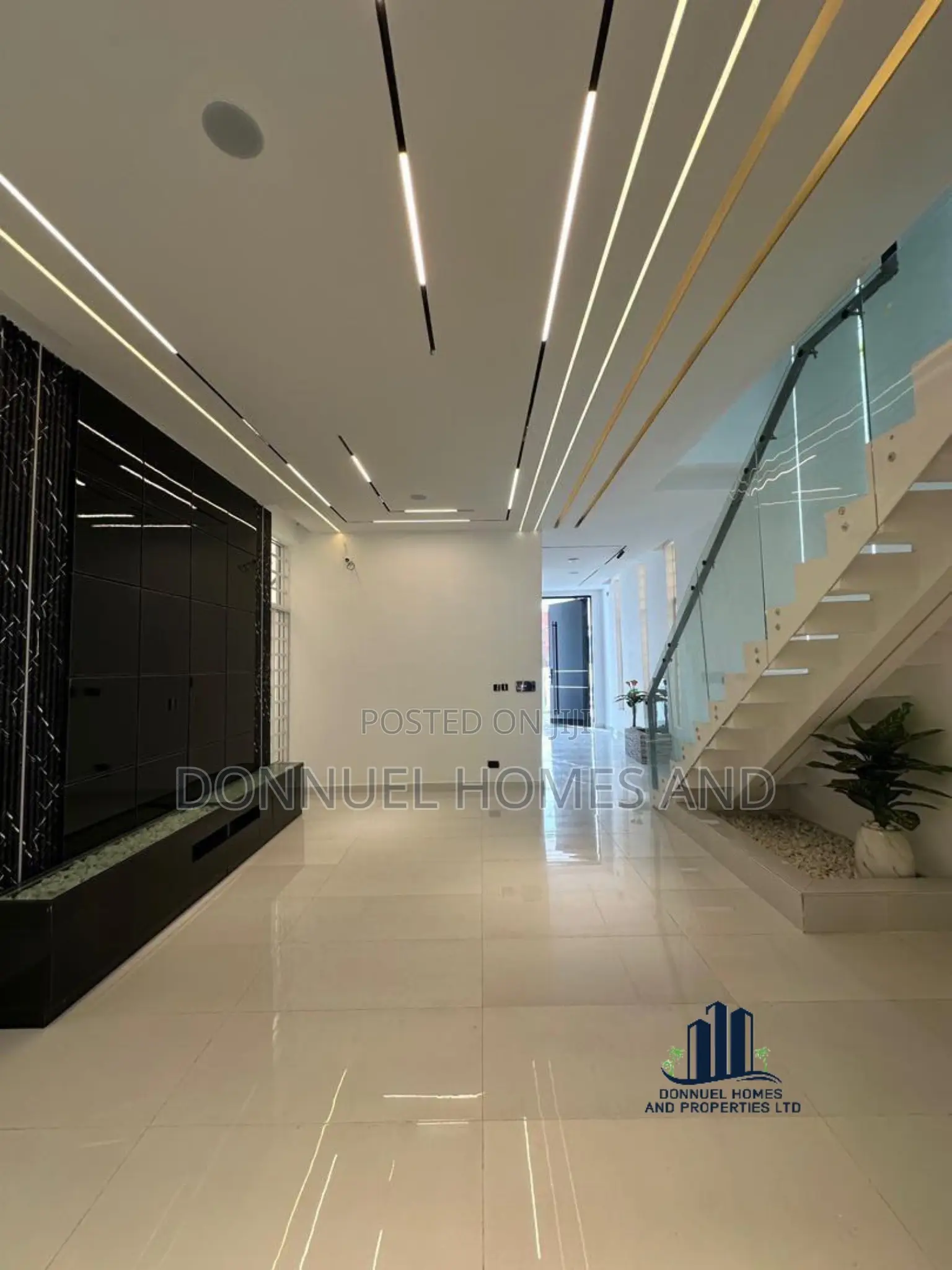 5bdrm Duplex in Ajah for sale in Ajah