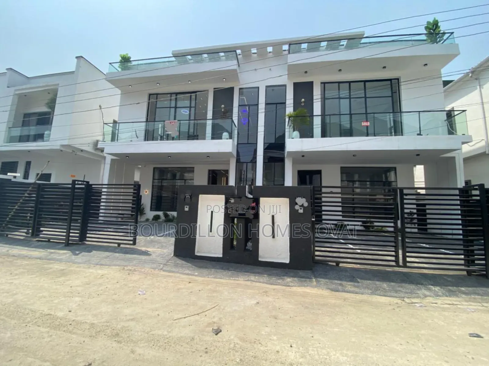 5bdrm Duplex in Ikota Lagos State for sale in Ikota