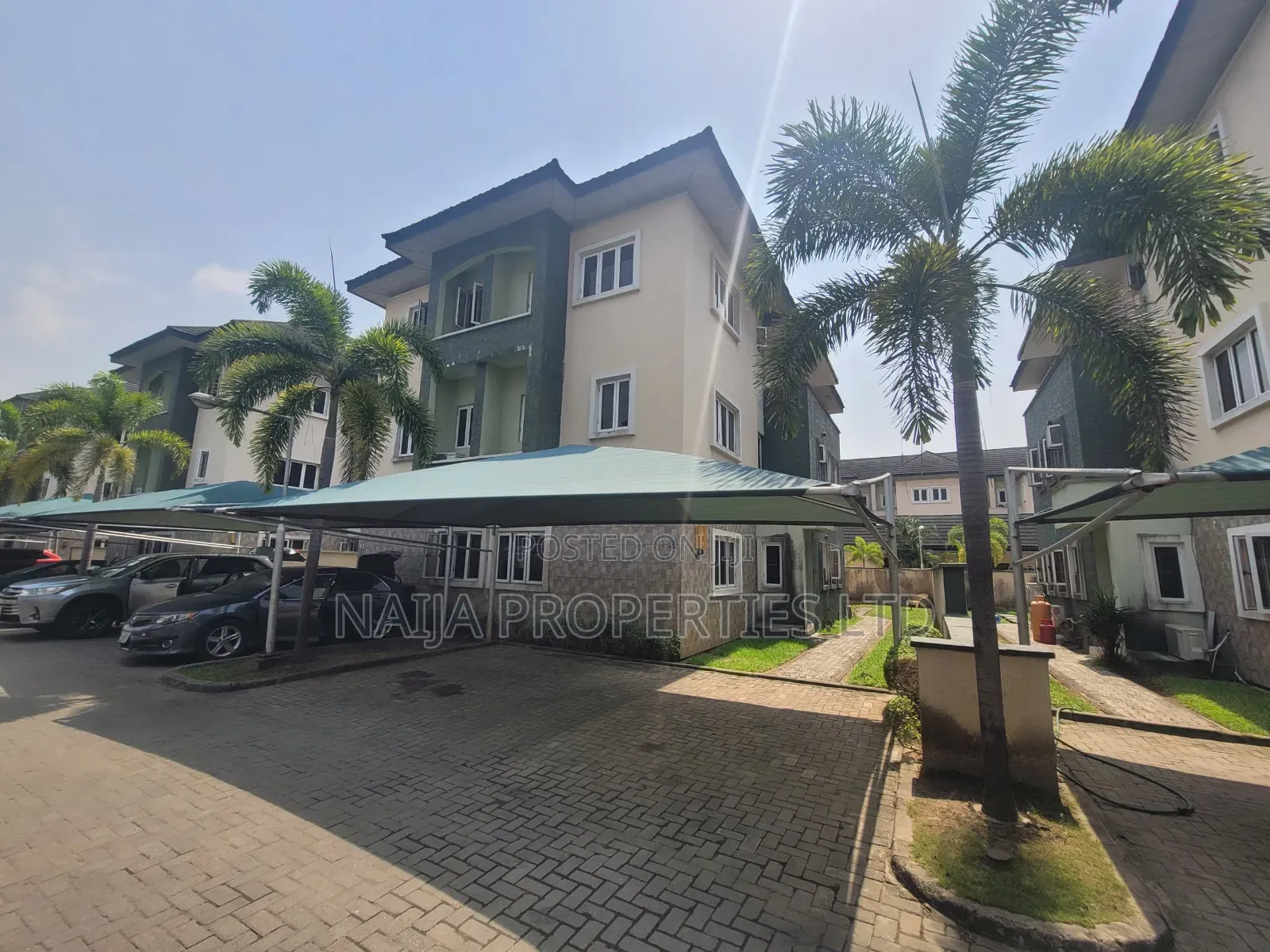 4bdrm Duplex in Osapa London, Lekki for rent in Lekki