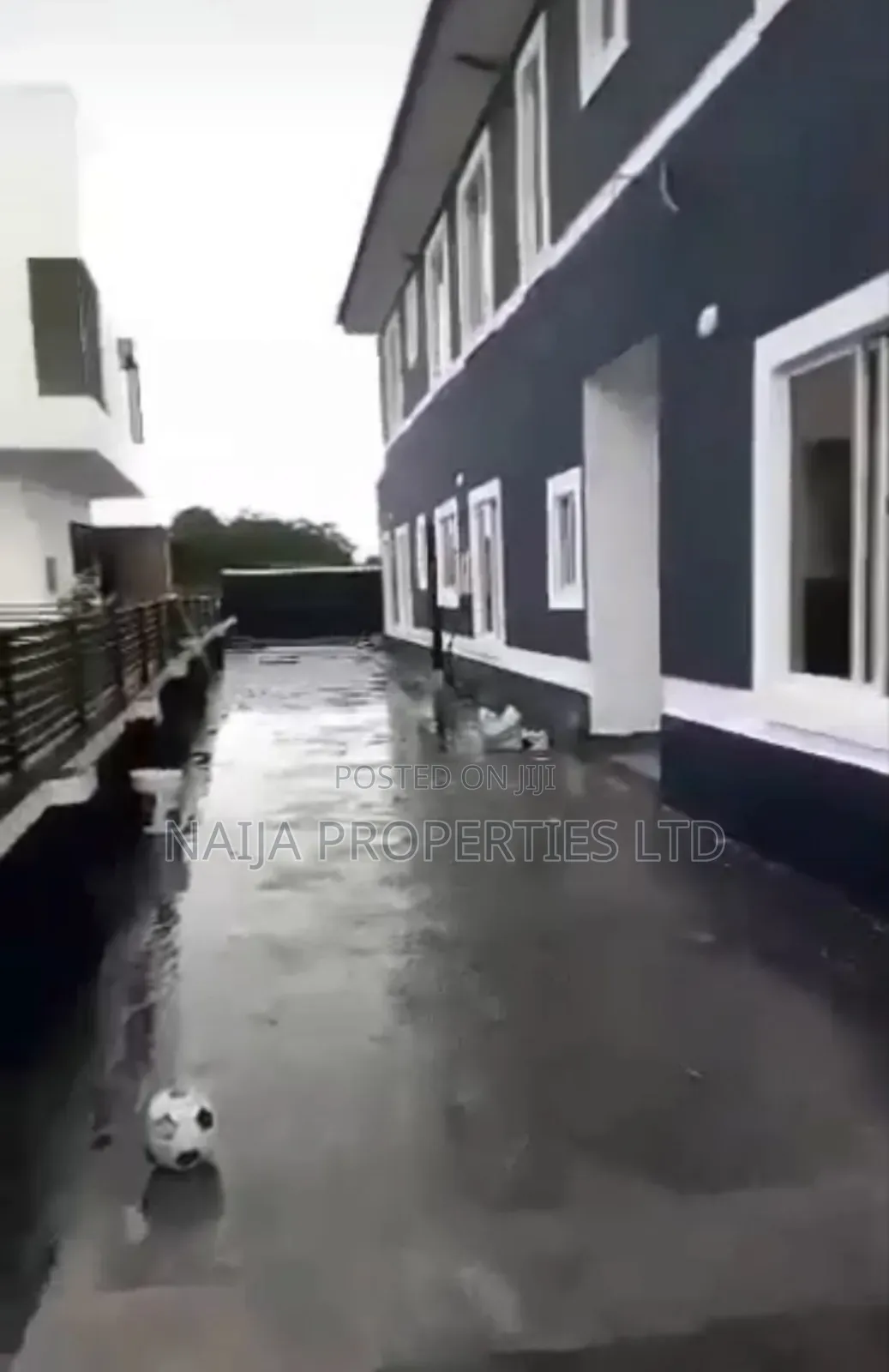 4bdrm Duplex in Monastery Rd, Sangotedo for rent in Sangotedo