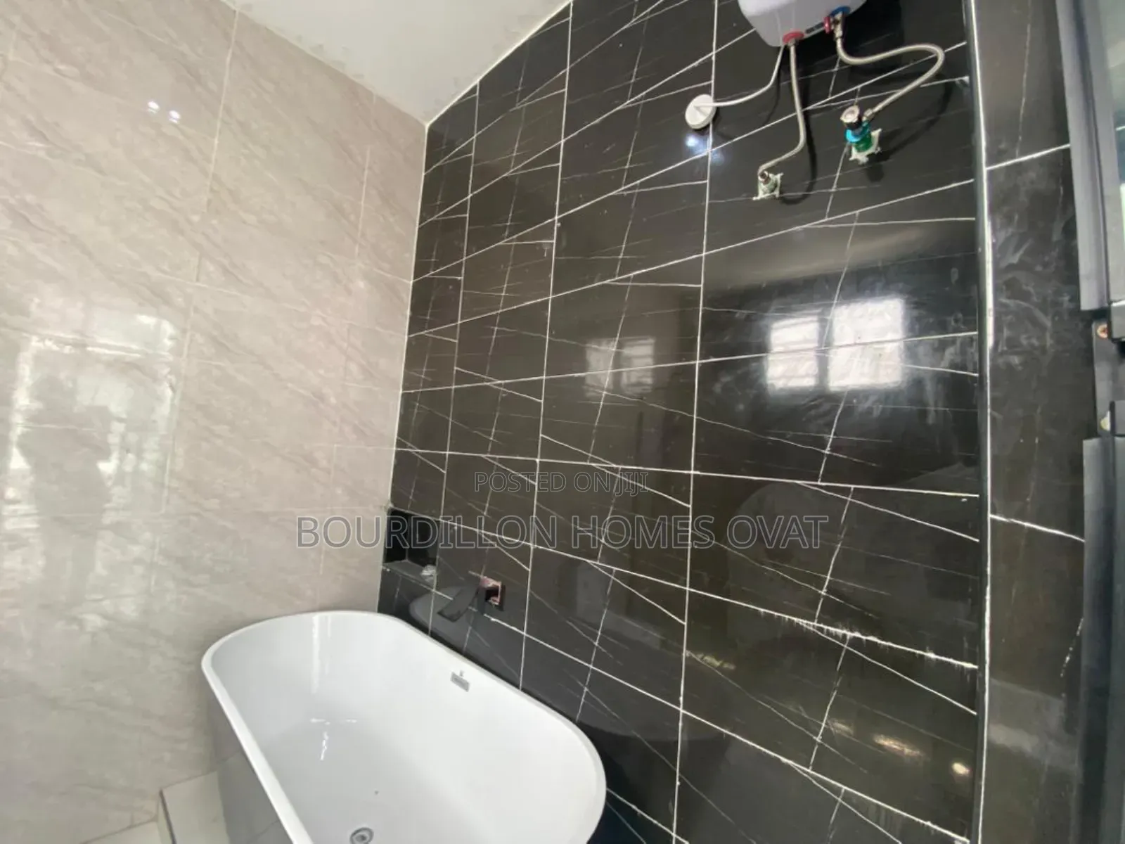 5bdrm Duplex in Ikota Lagos State for sale in Ikota