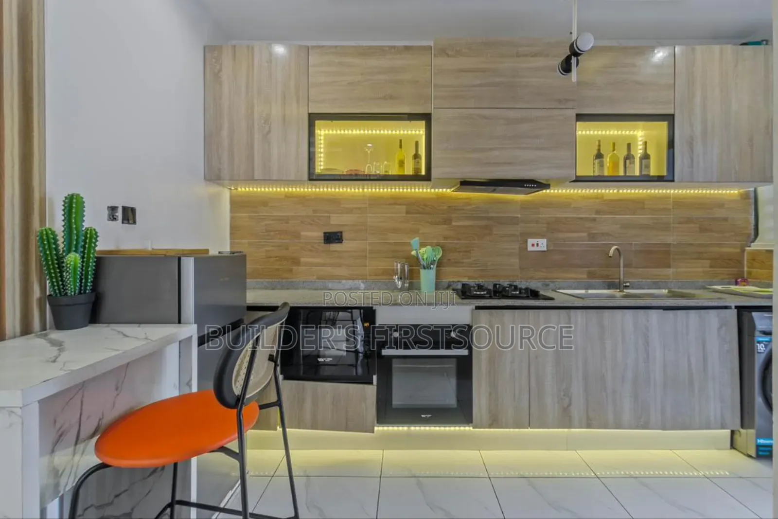 Maria's Crib Luxury New One Bedroom Apartment With Board/Dart Game in Ologolo