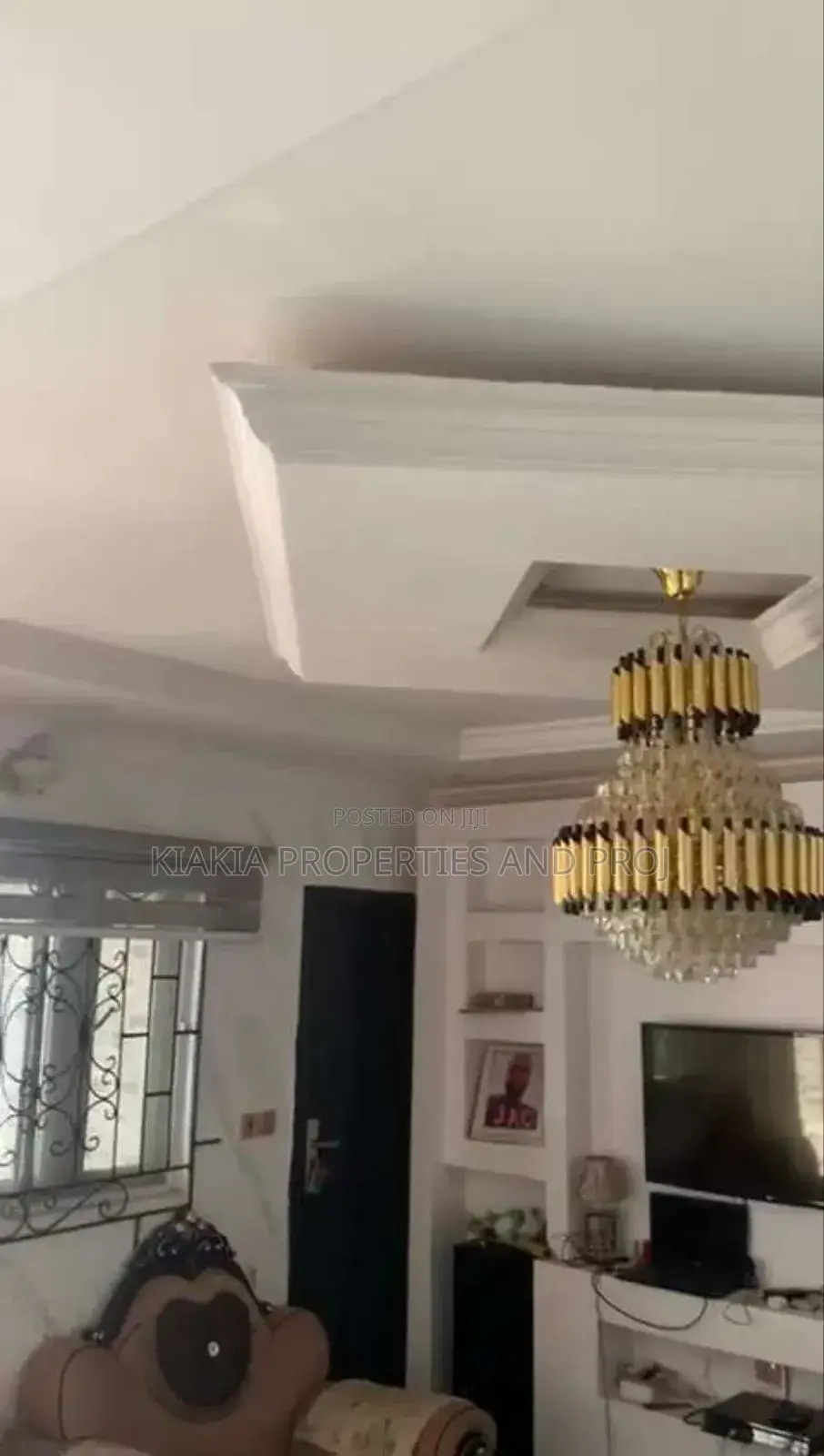 4bdrm Bungalow in Adeleye Estate, Iwo Road for sale in Iwo Road
