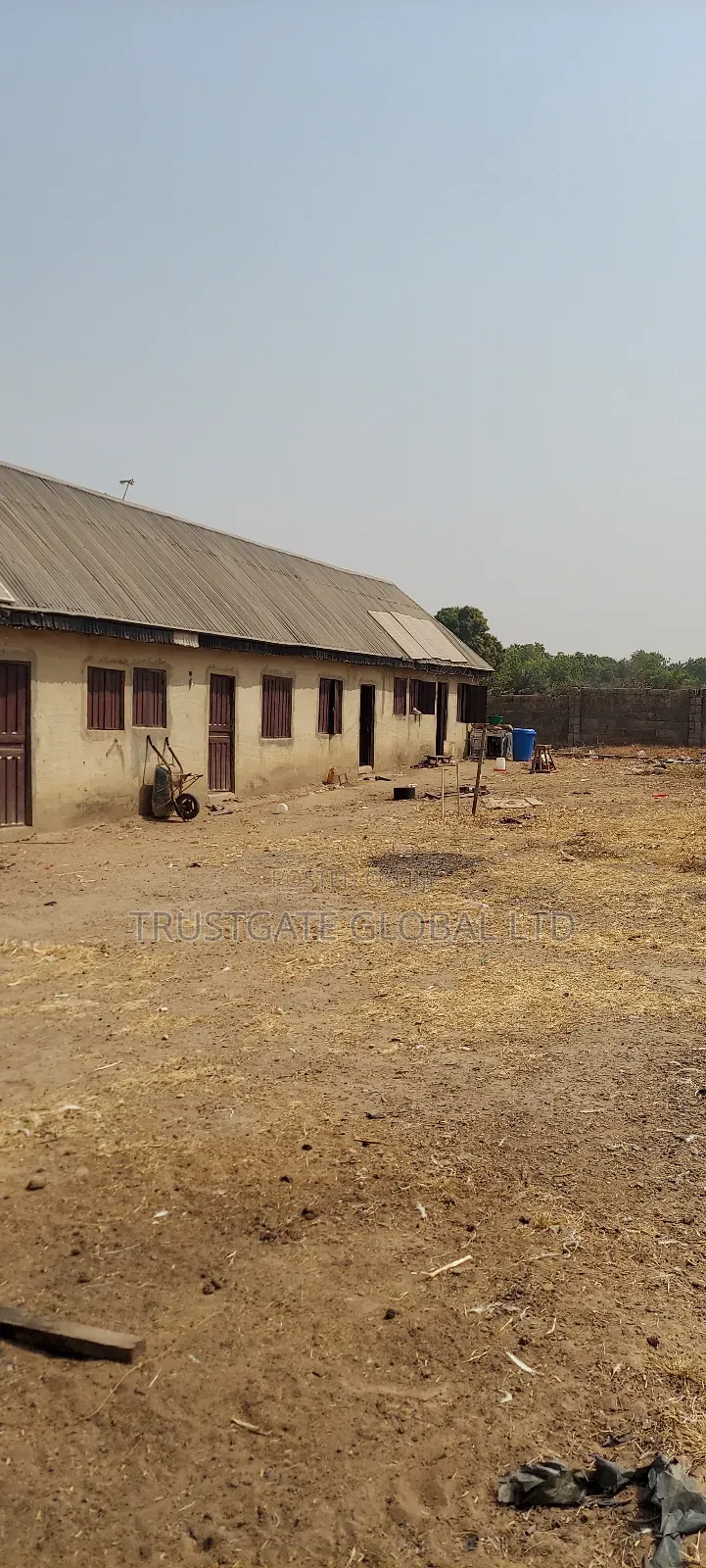 Mixed Farm for Sale in Karu-Nasarawa