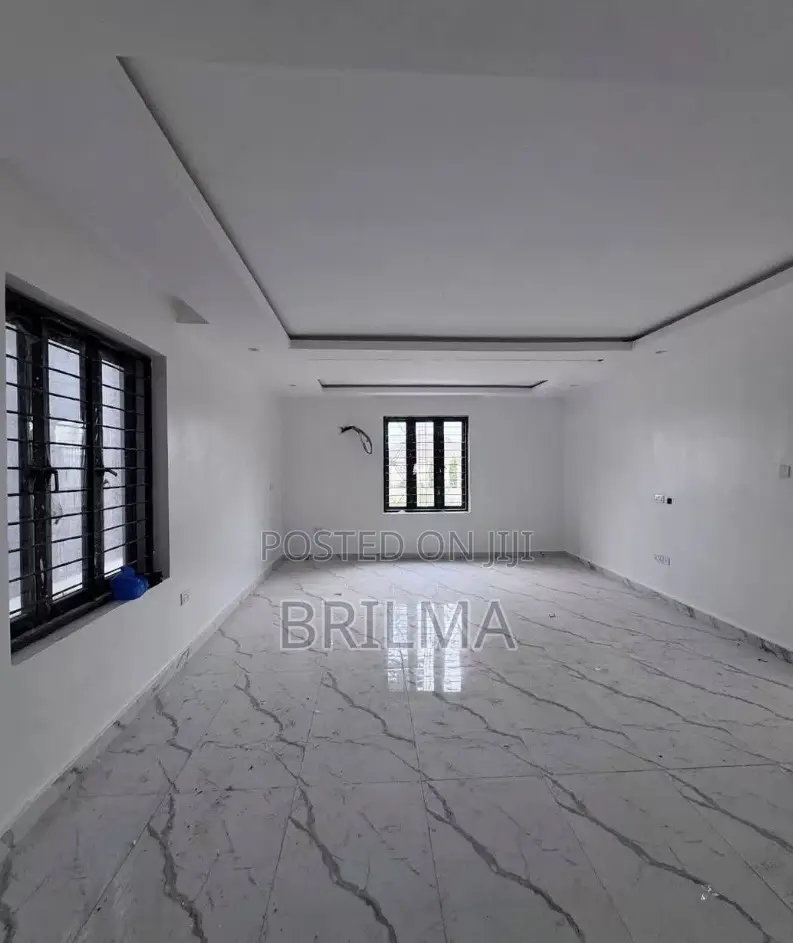 5bdrm Duplex in Kado for sale in Kado
