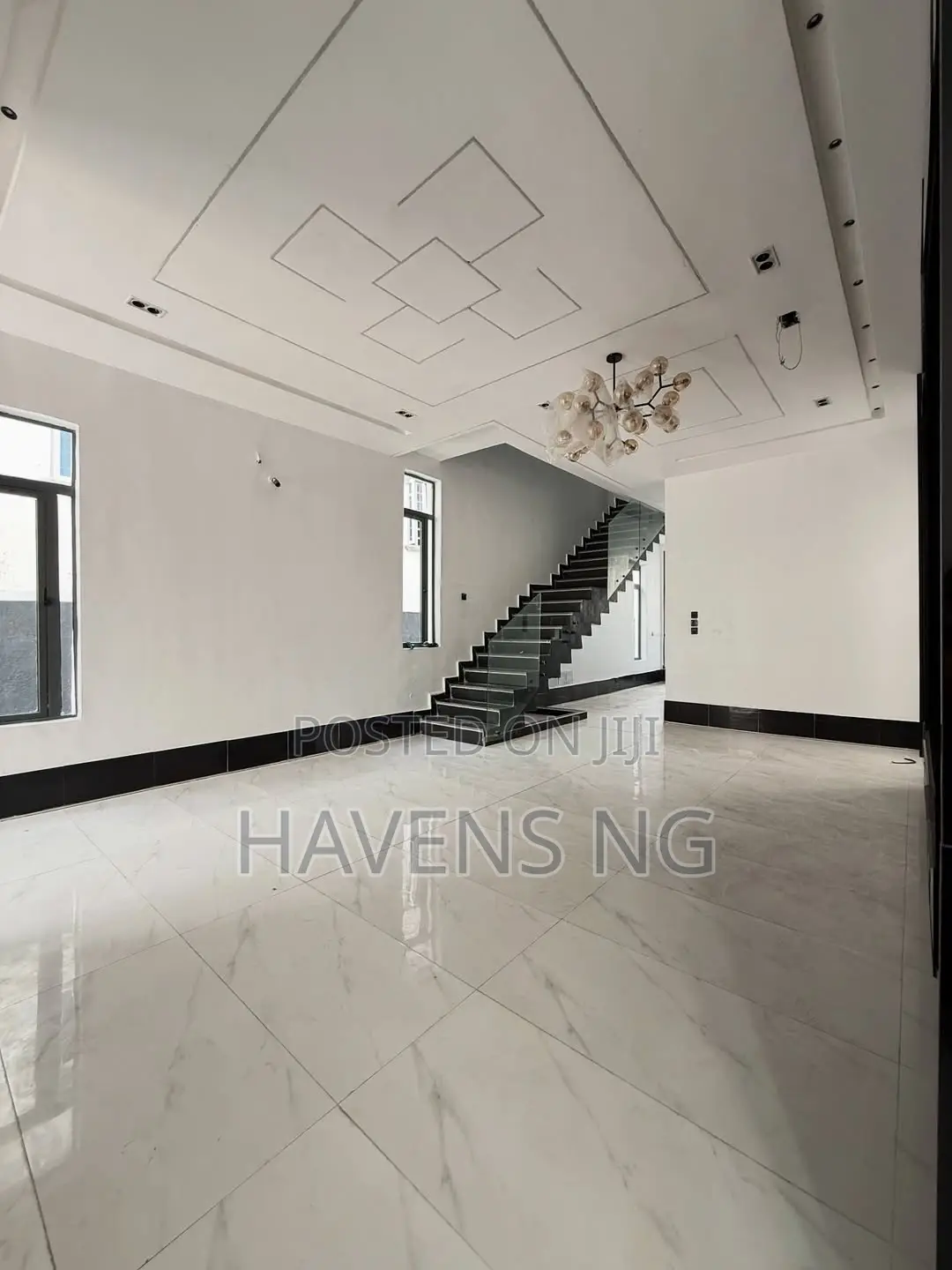 5bdrm Duplex in Sangotedo for sale in Sangotedo