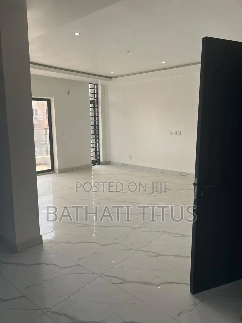 5bdrm Duplex in Life Camp for rent in Life Camp