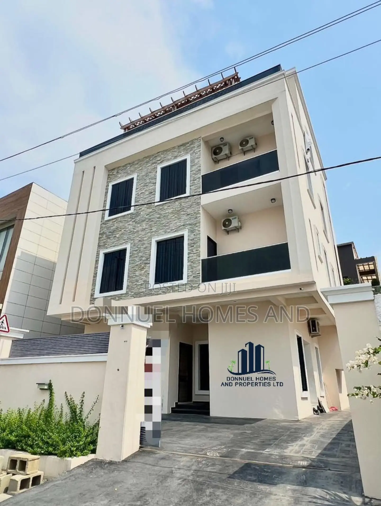 5bdrm Duplex in Lekki for sale in Lekki