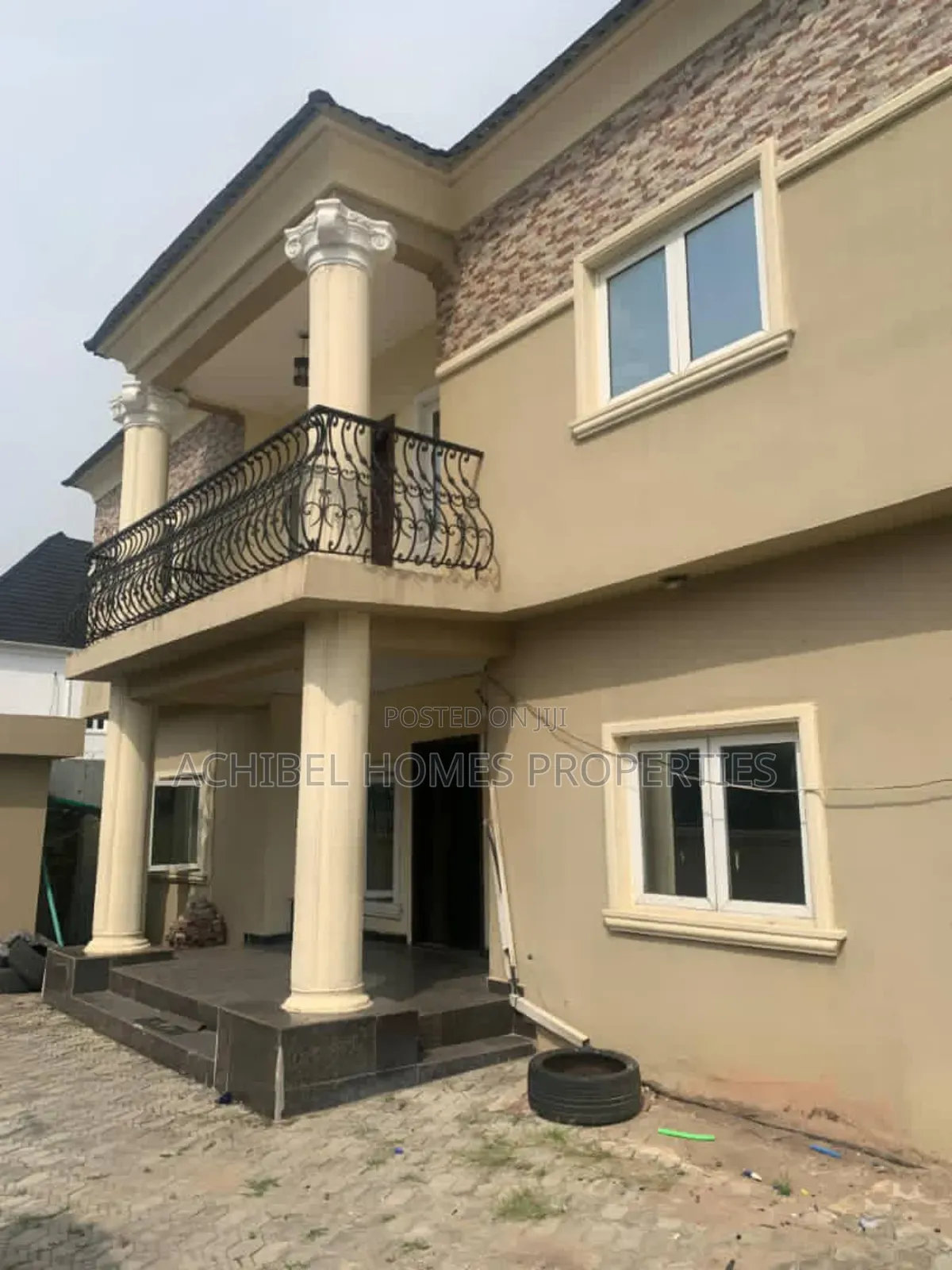 3bdrm Apartment in Oral Estate, Lekki Phase 2 for rent in Lekki Phase 2