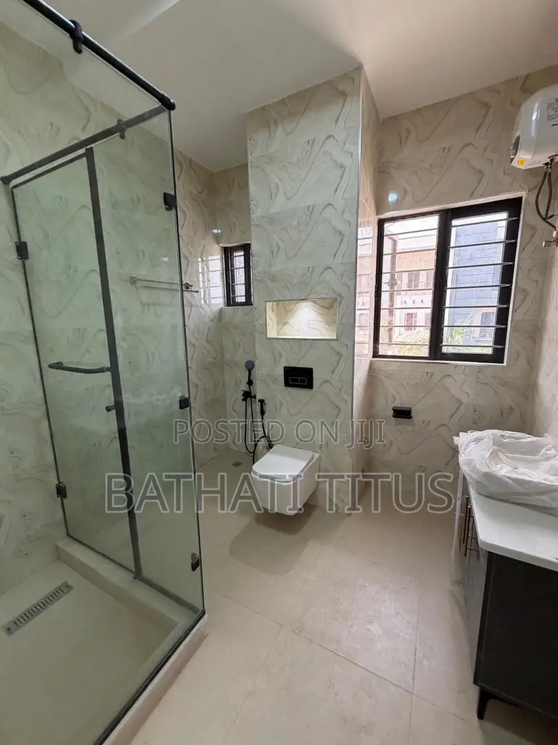 4bdrm Duplex in Kado for sale in Kado