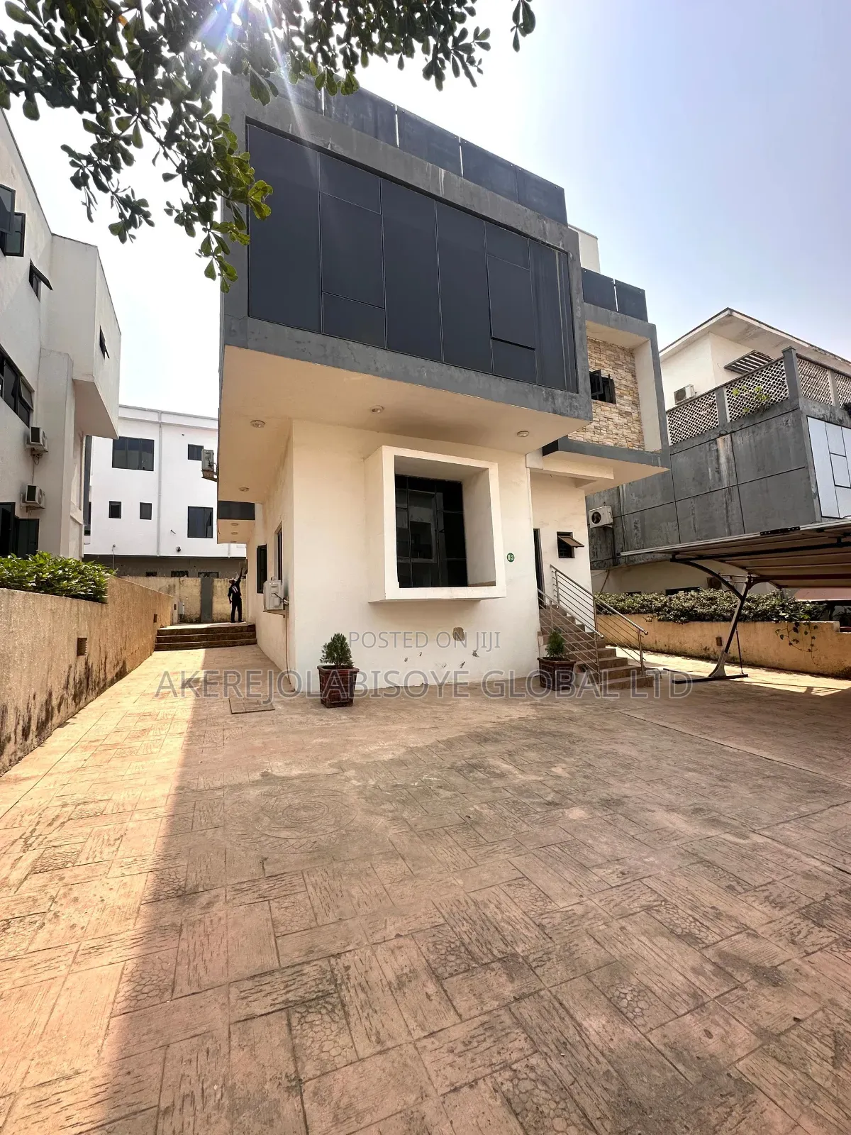 5bdrm Duplex in Guzape, Abuja for sale in Guzape District