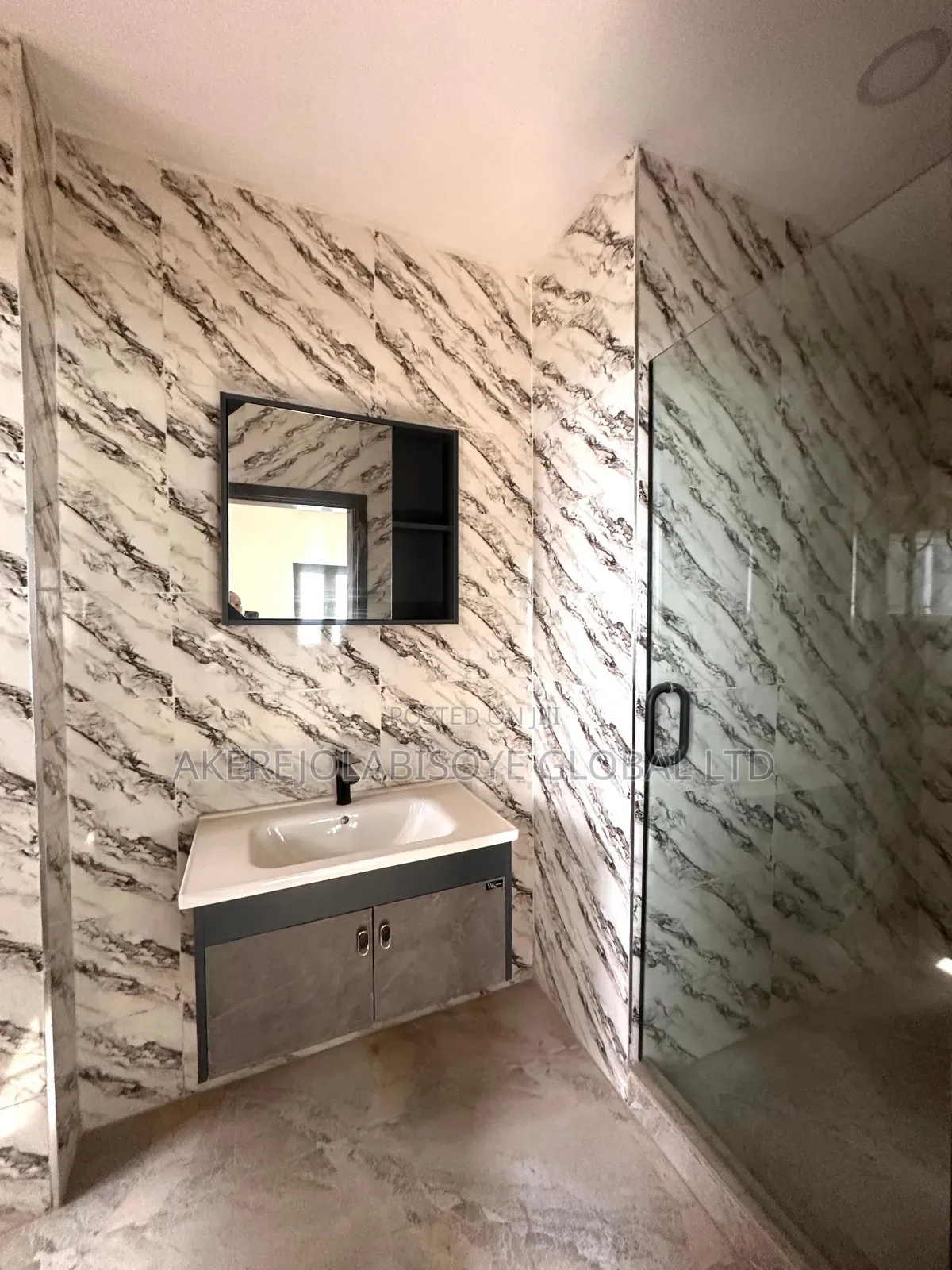 5bdrm Duplex in Guzape, Abuja for sale in Guzape District