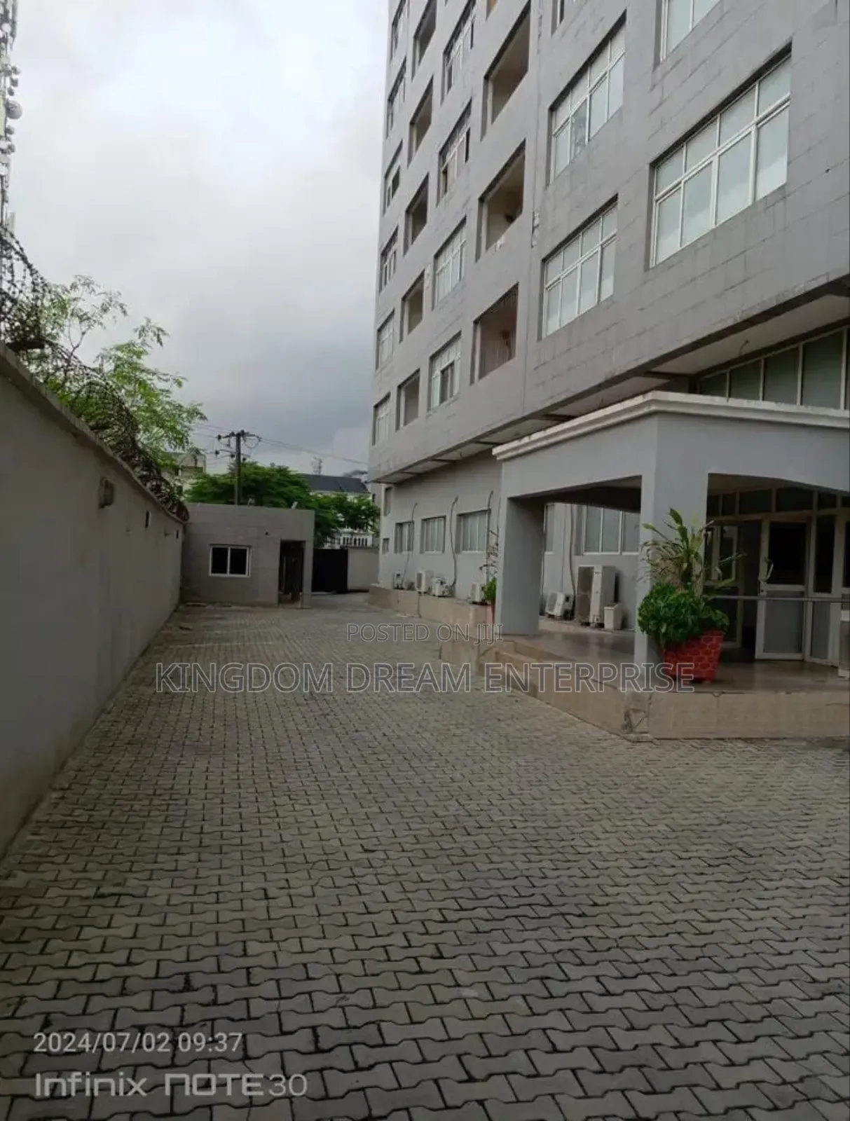 Office Building 7floors On 2804.728sqm Land Oniru Victoria Island in Victoria Island Extension