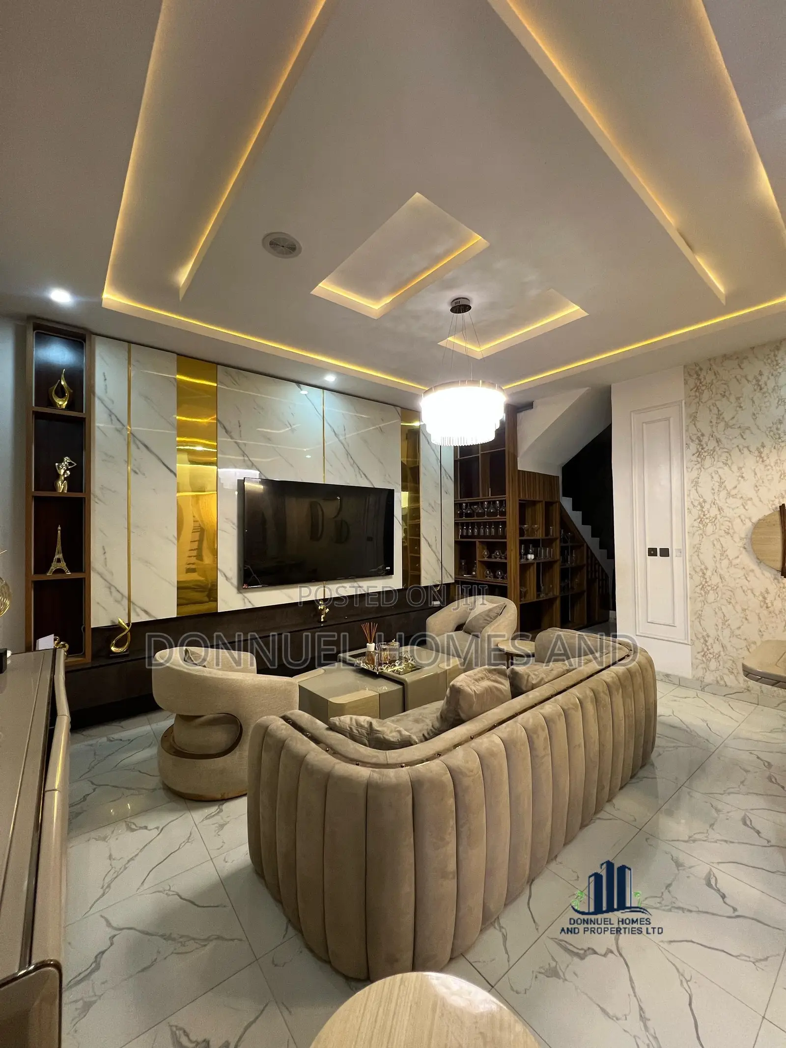 Furnished 4bdrm Apartment in Ikota Villa Estate, Ajah for rent in Ajah