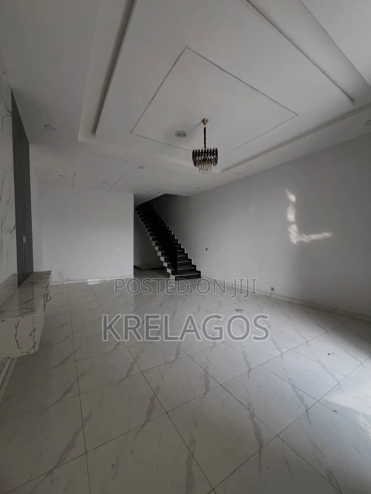 4bdrm Duplex in Ikota for rent in Ikota