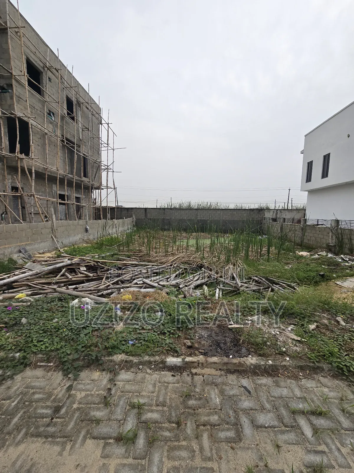 300sqm Land in Urban Prime Estate Abraham Adesanya in Abraham Adesanya Estate