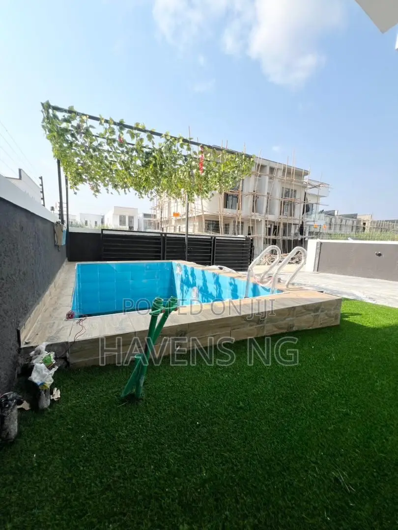 4bdrm Duplex in VGC / Ajah for sale in VGC / Ajah
