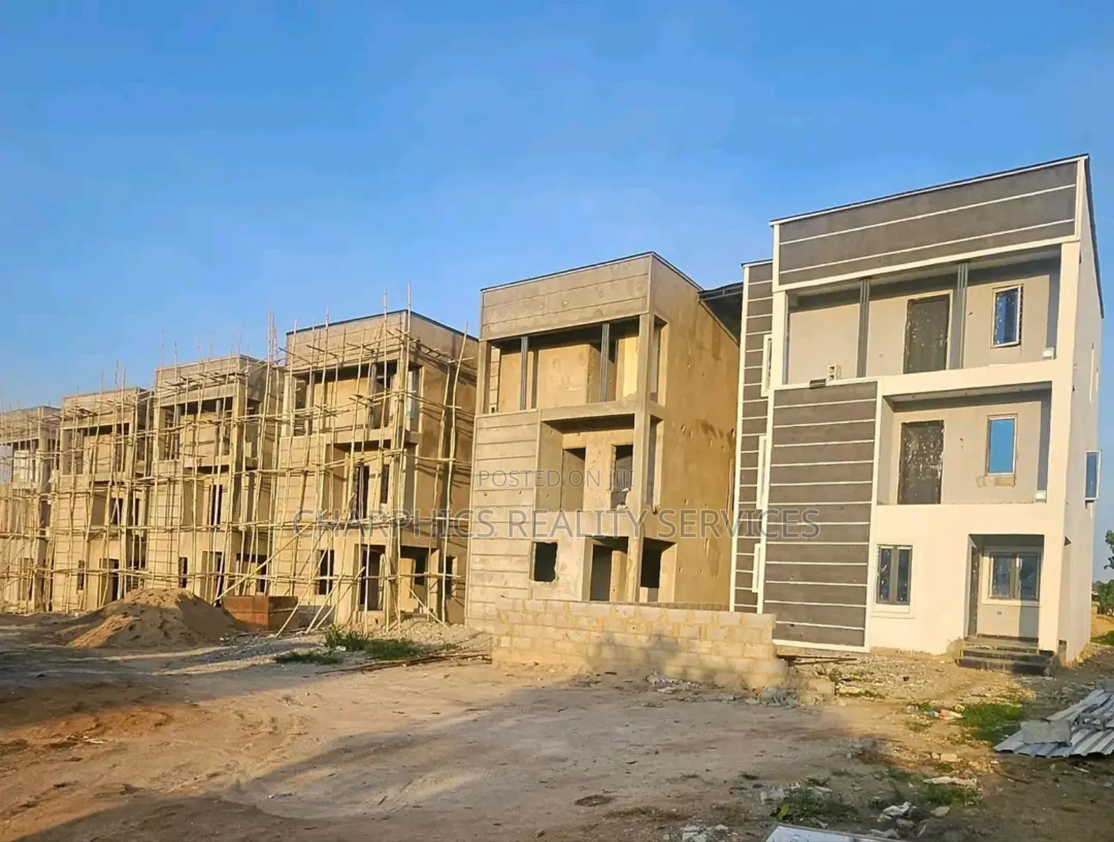 5bdrm Duplex in Gaduwa for sale in Gaduwa
