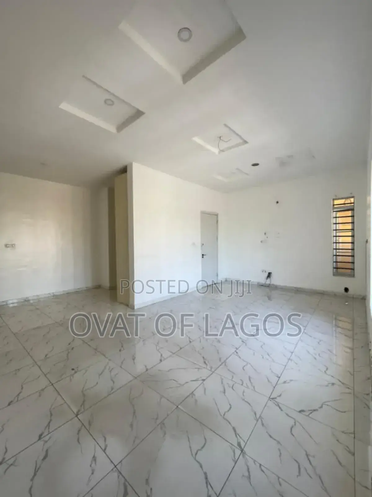 4bdrm Duplex in Chevron Toll Gate for rent in Chevron