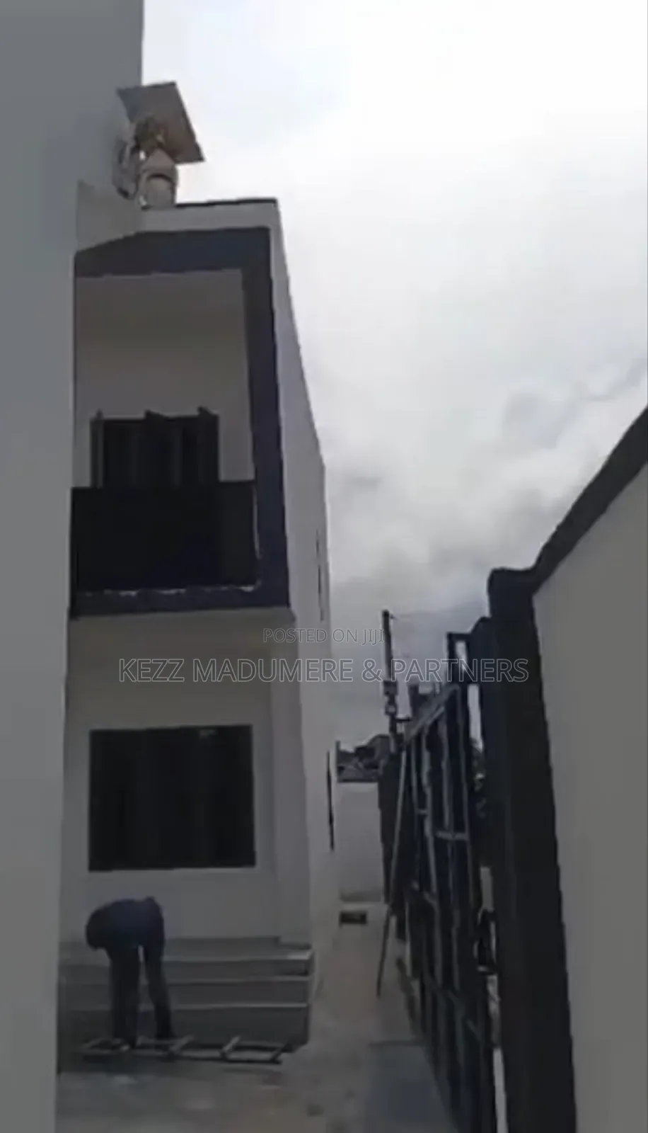 10bdrm Duplex in Rumuosi Port for sale in Rumuosi