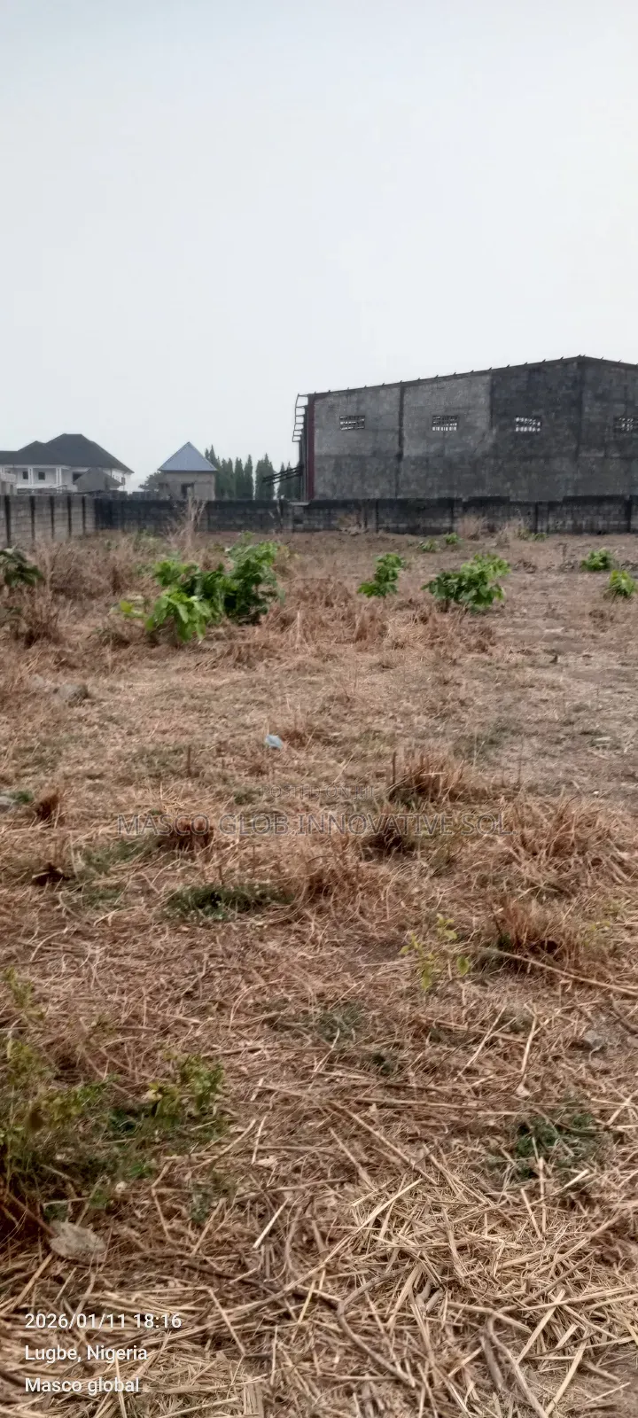 3000sqm Residential Plot for Sale Along Airport Road Abuja in Sabon Lugbe