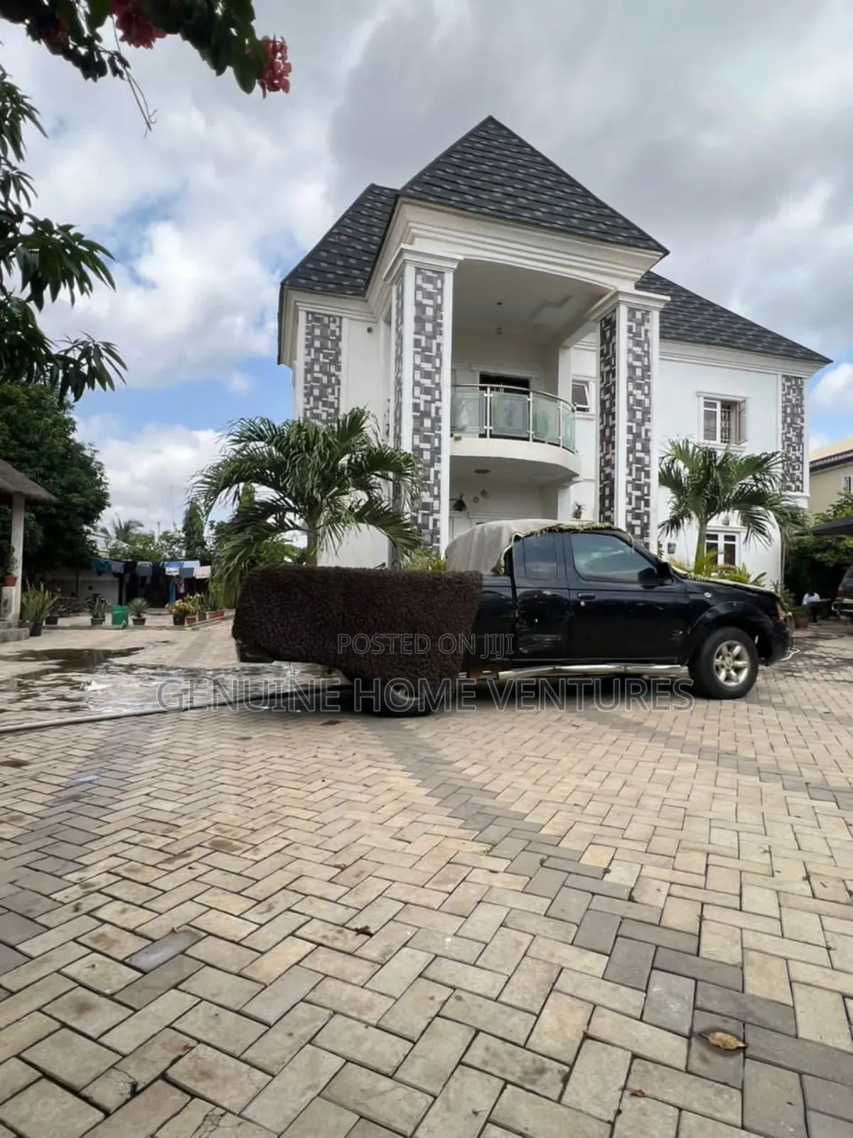 4bdrm Duplex in Mararaba for sale in Mararaba