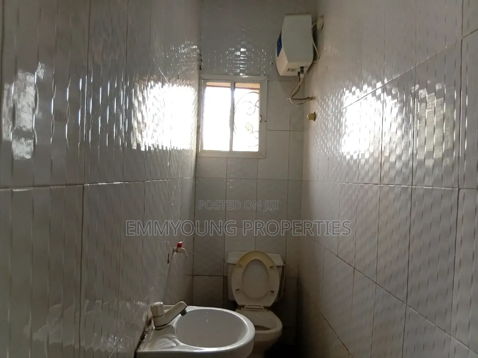Furnished 3bdrm Apartment in Goodluck Estate, Kosofe for rent in Kosofe